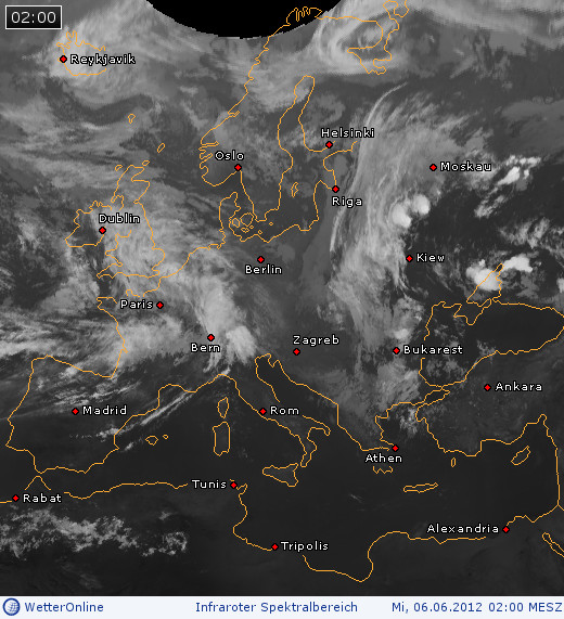 Wolkenverteilung über Europa am 06.06.2012 um 02:00 MESZ